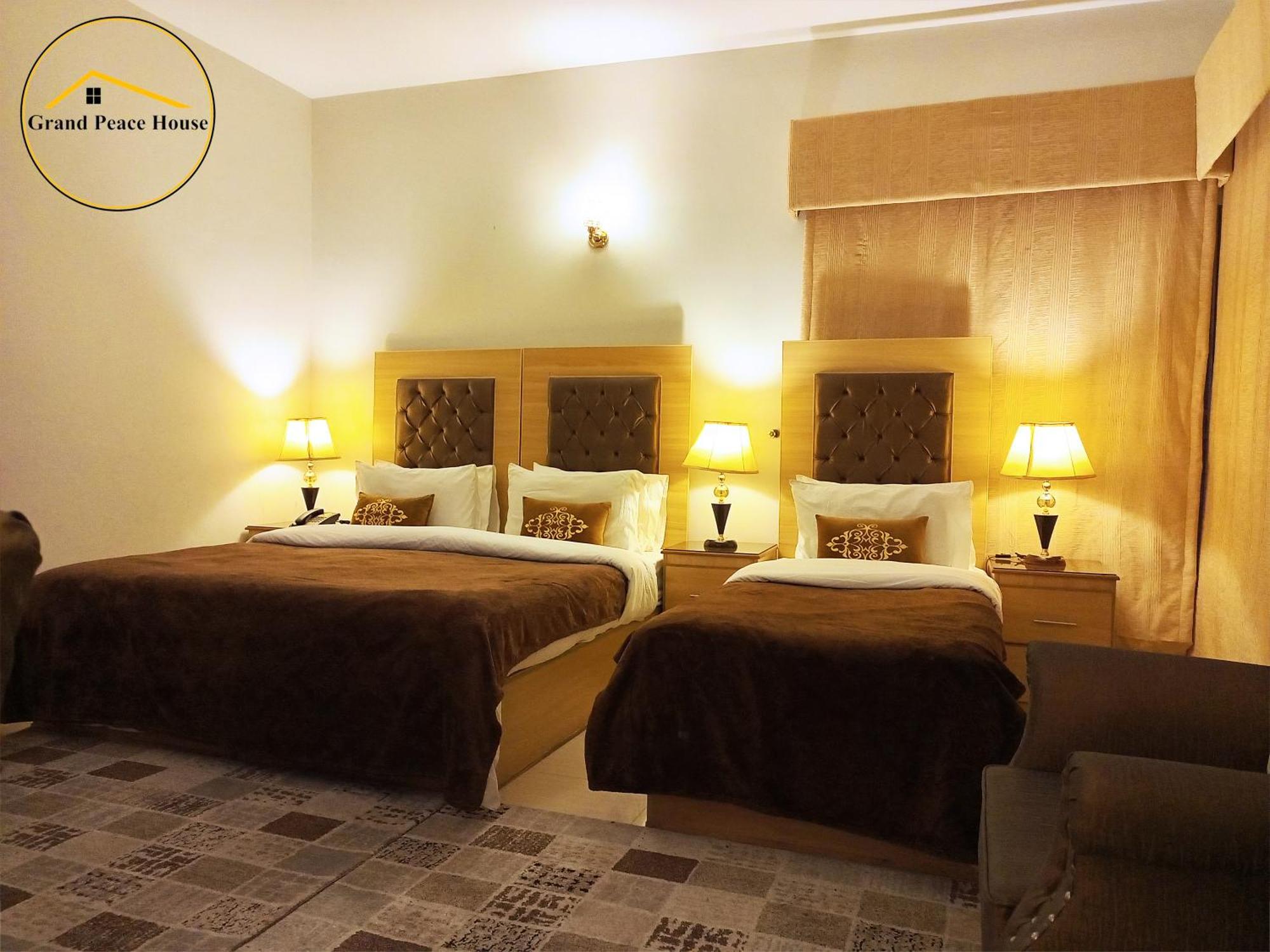 Grand Peace House II Bed and Breakfast Islamabad Buitenkant foto
