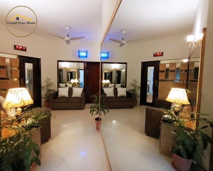 Grand Peace House II Bed and Breakfast Islamabad Buitenkant foto