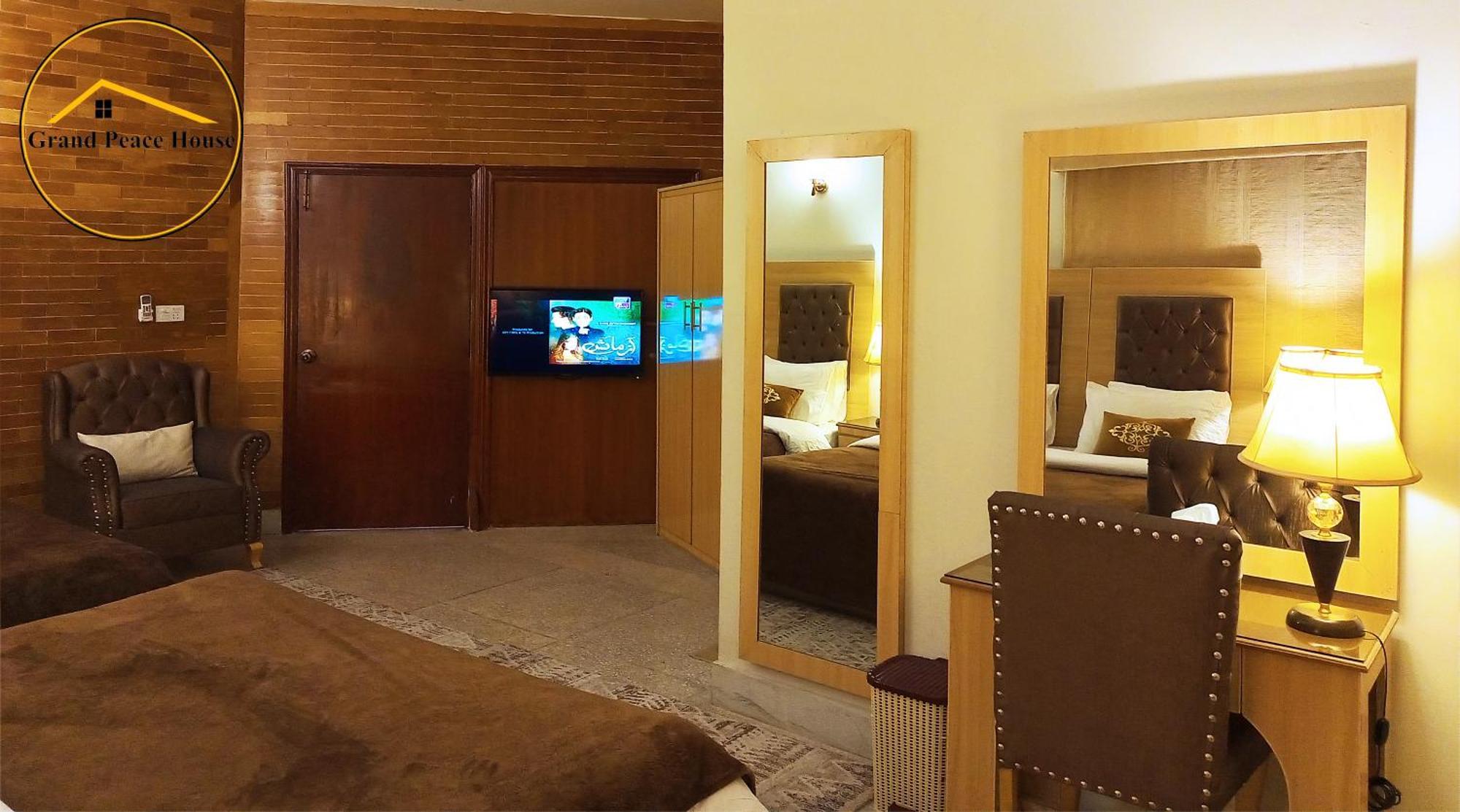 Grand Peace House II Bed and Breakfast Islamabad Buitenkant foto